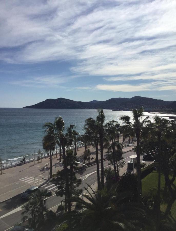 Bord De Mer - Cannes La Bocca Esterno foto